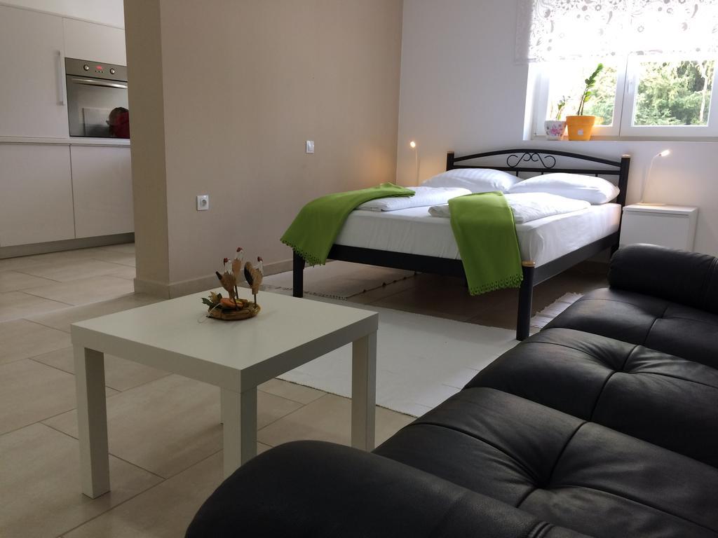 Apartments Cindra Károlyváros Kültér fotó